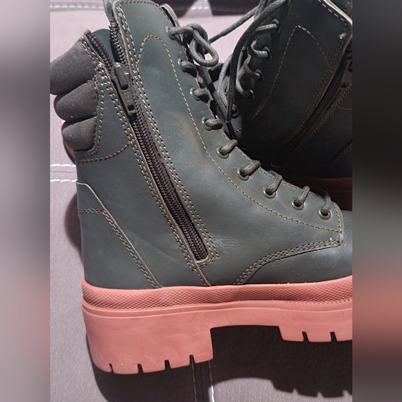 COUGAR SAYDDE Waterproof Combat Boot - Picture 14 of 15